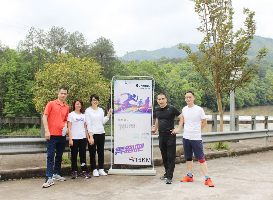 1555920280381010921.jpg 5.jpg