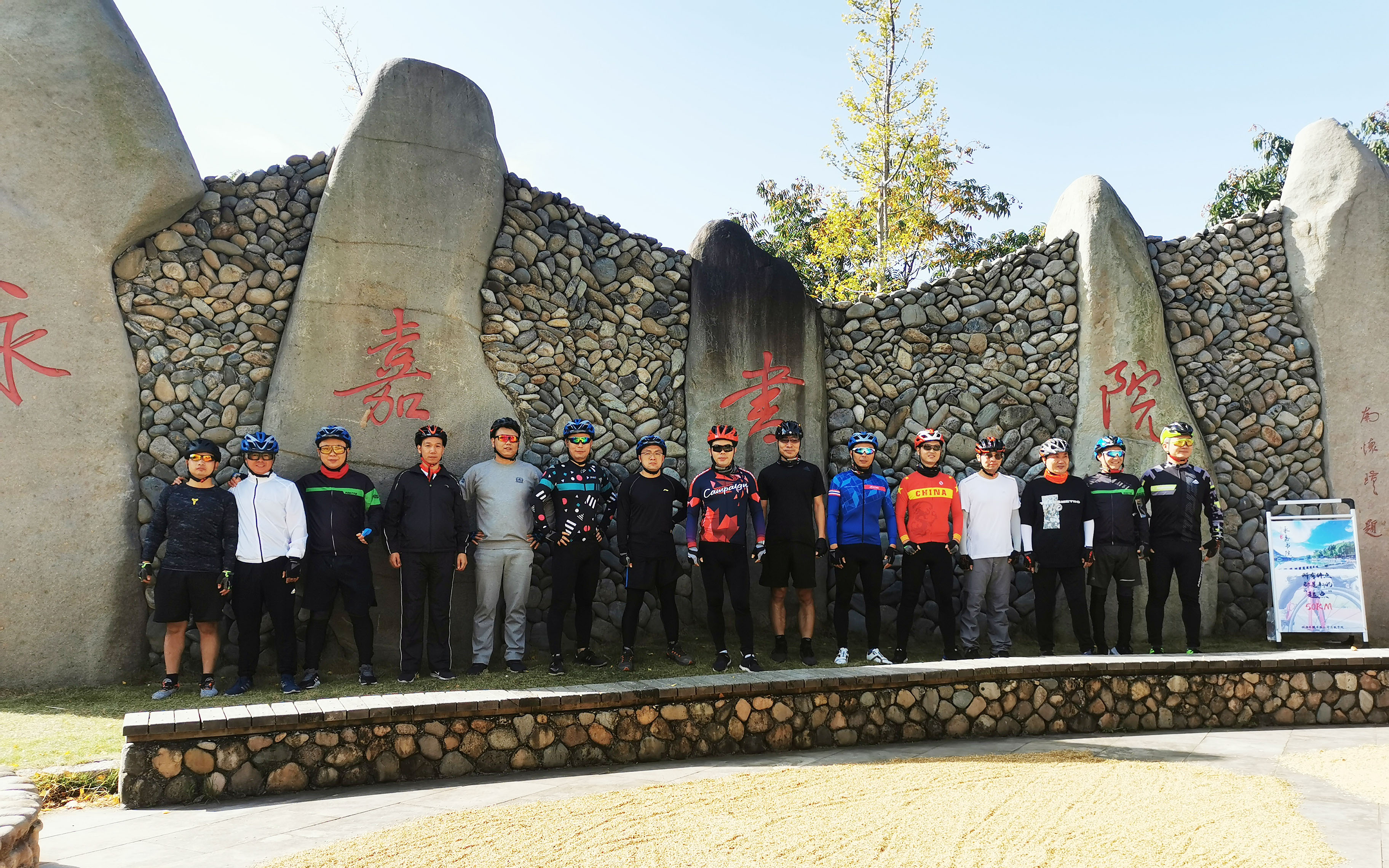 1603705140444030385.jpg 1603705140444030385.jpg