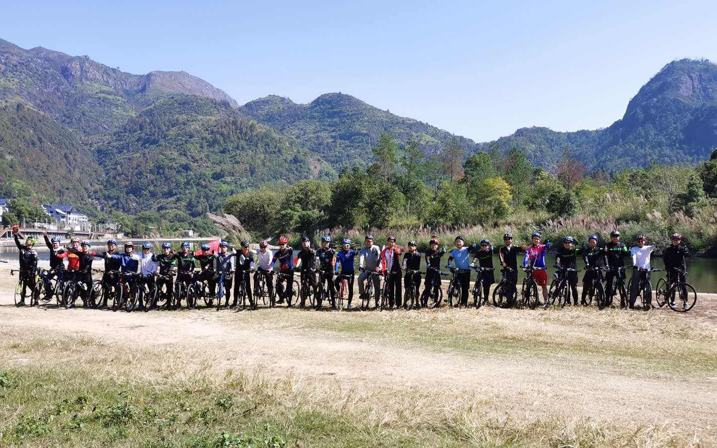 1603705149041030714.jpg 1603705149041030714.jpg