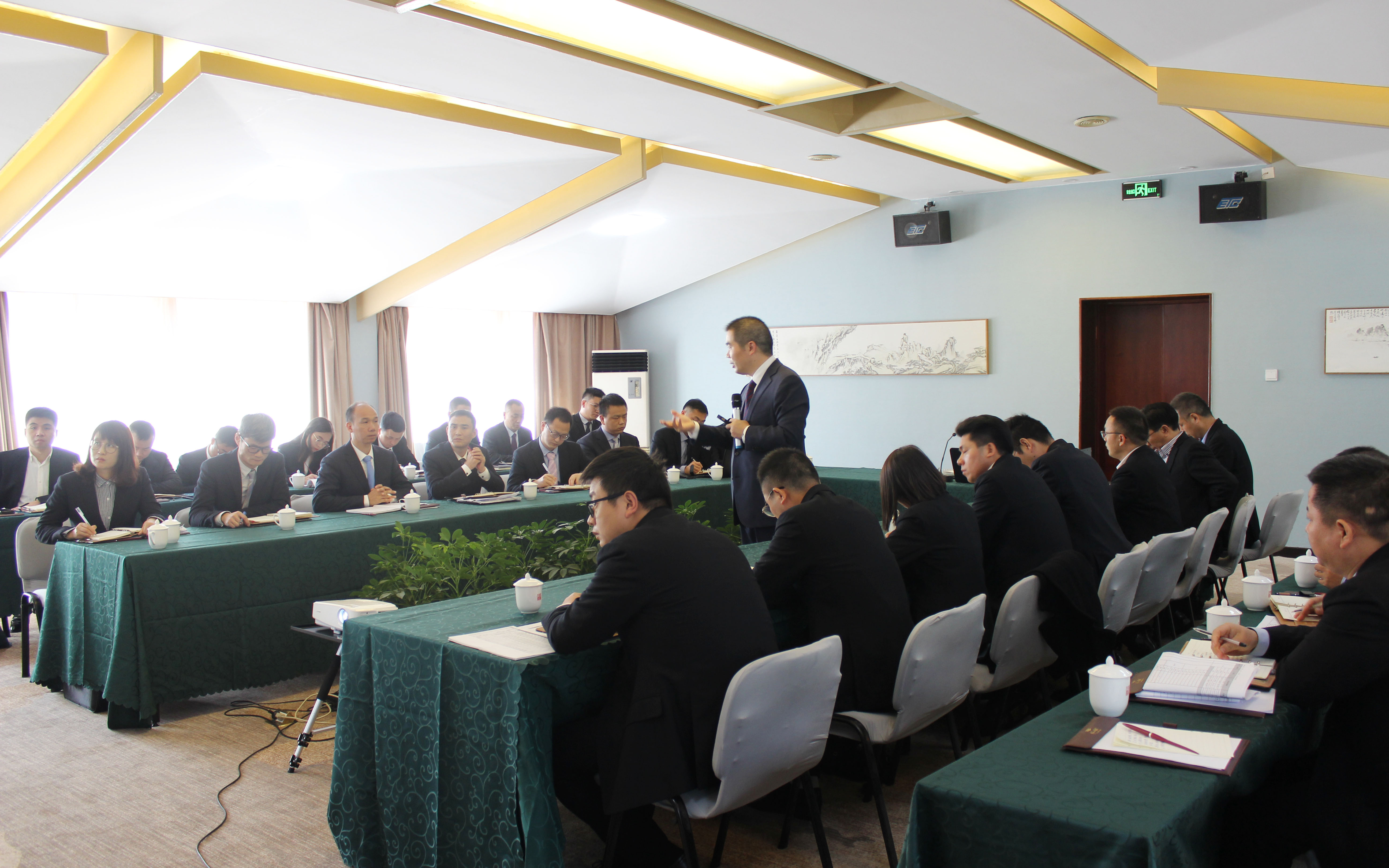 管理干部要戒貪、戒急、戒躁