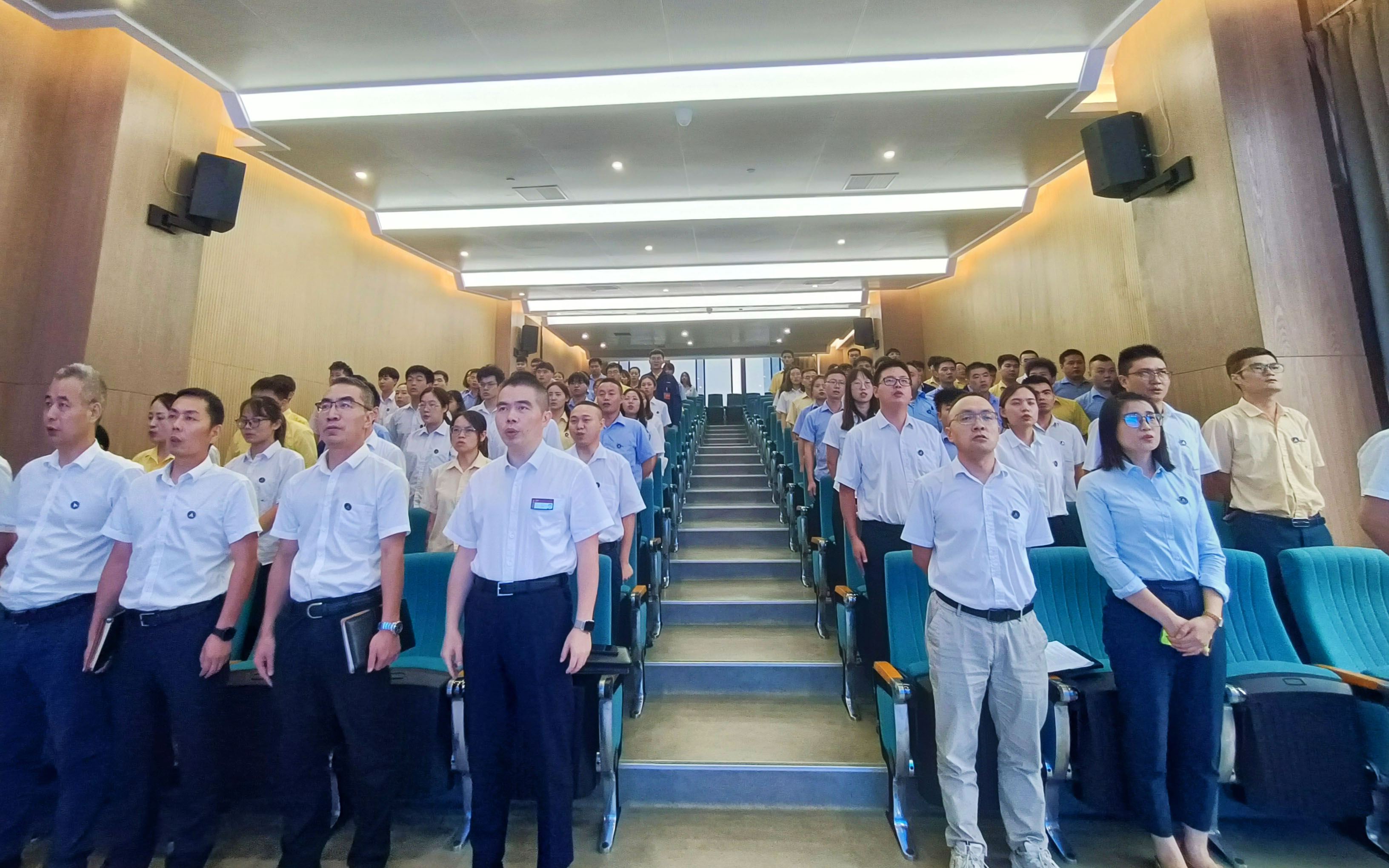 1665218337916043076.jpg 1665218337916043076.jpg