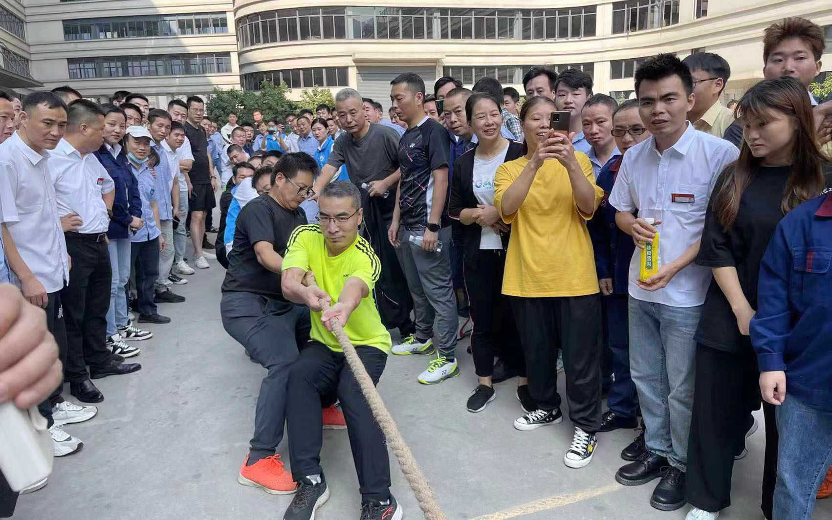 1666598542031084945.jpg 1666598542031084945.jpg