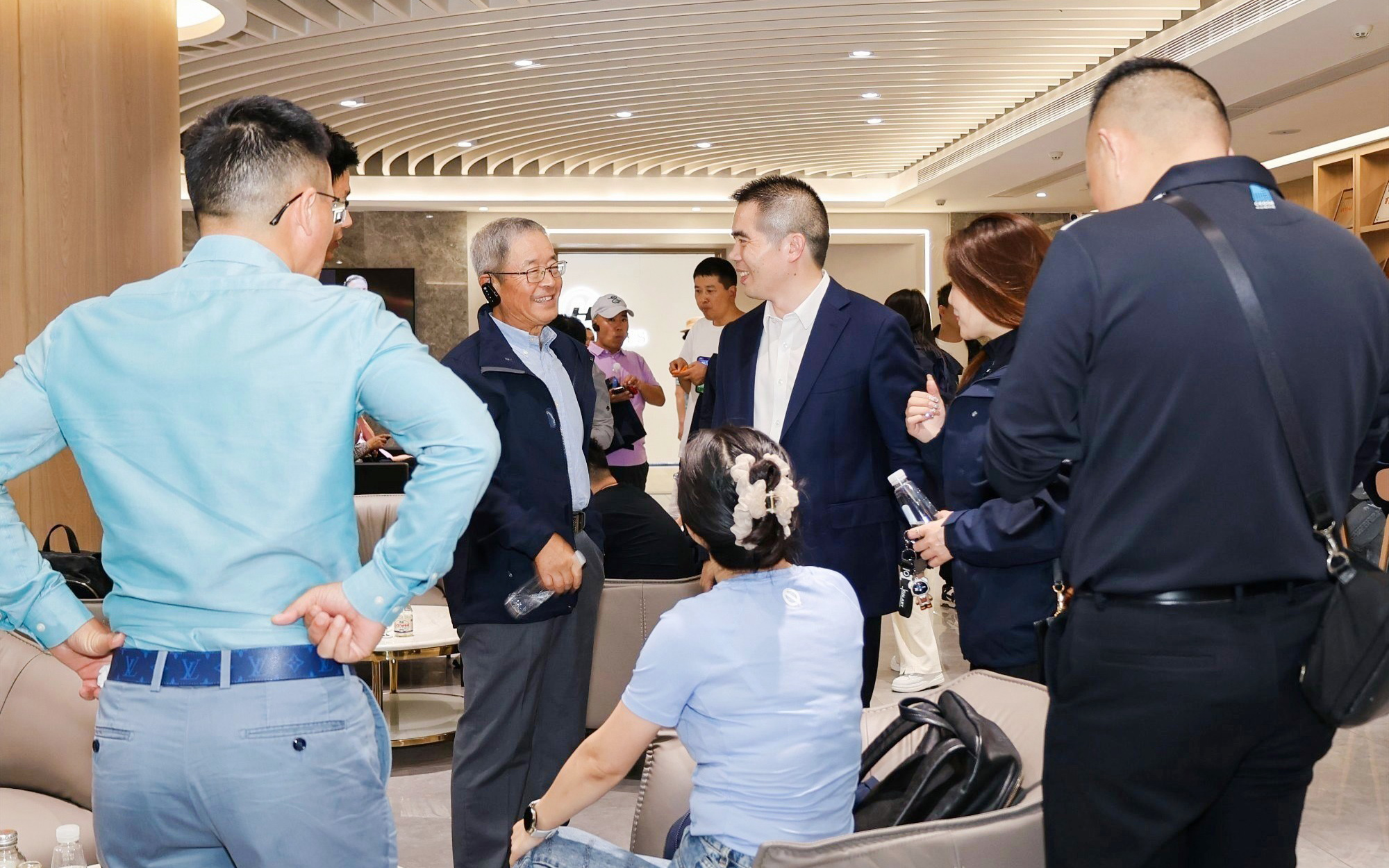 1699438814664004023.jpg 1699438814664004023.jpg