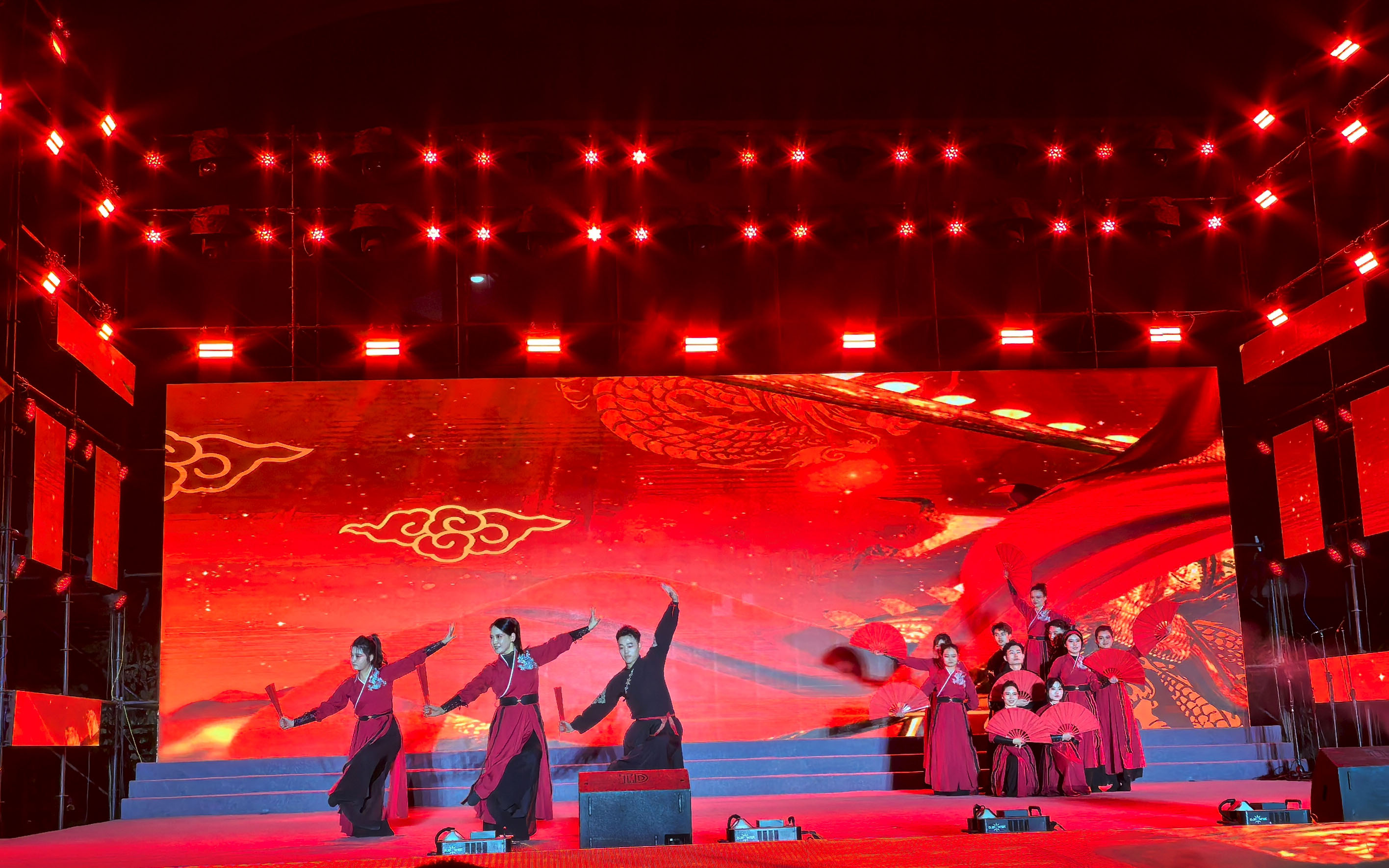 1735949690007032292.jpg 1735949690007032292.jpg